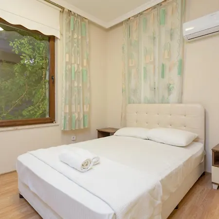 Willa Villa Ela Goecek Göcek
