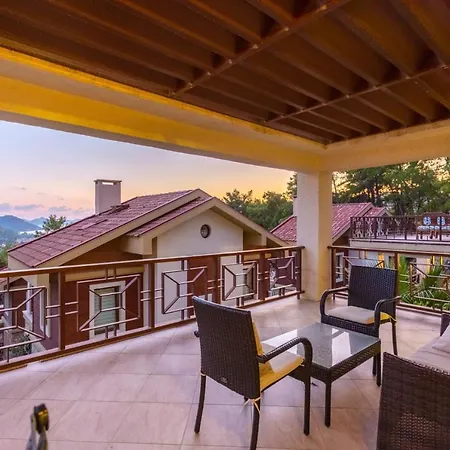 Villa Ela Goecek *
